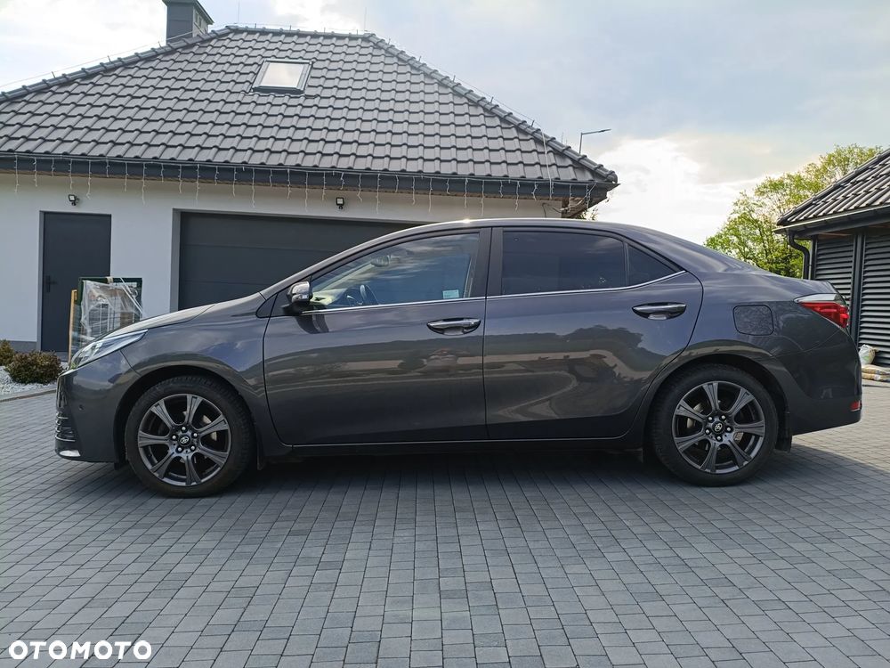 Toyota Corolla 1.6 Prestige EU6 - 4