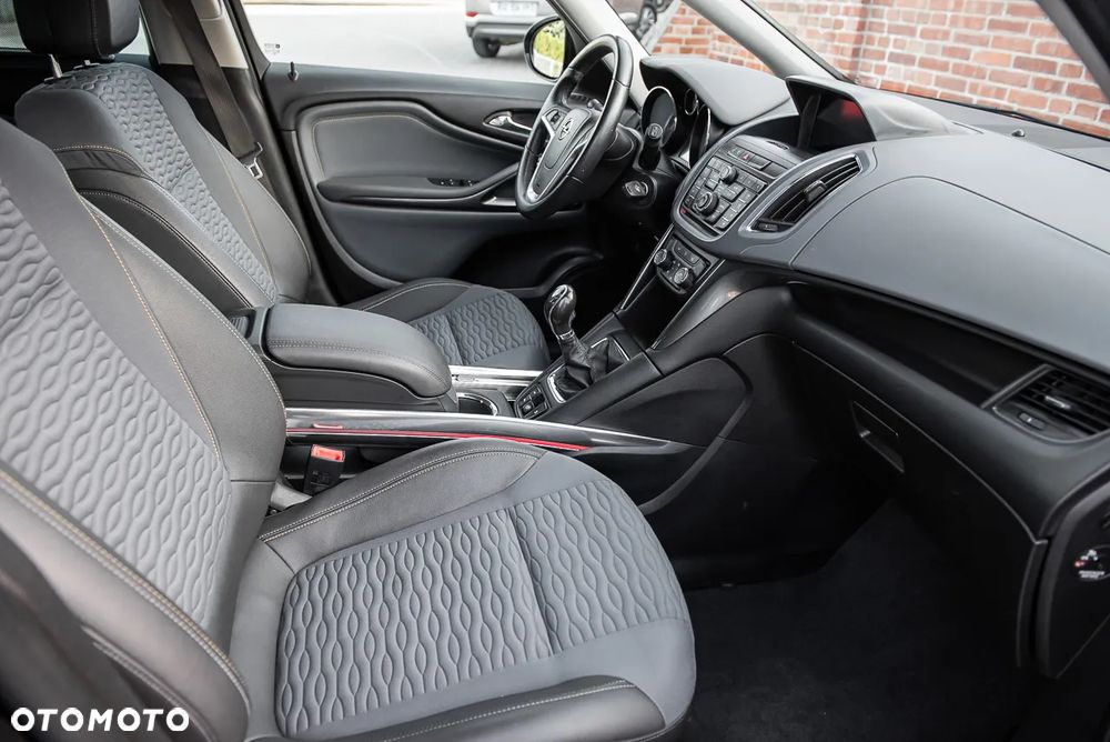 Opel Zafira - 31