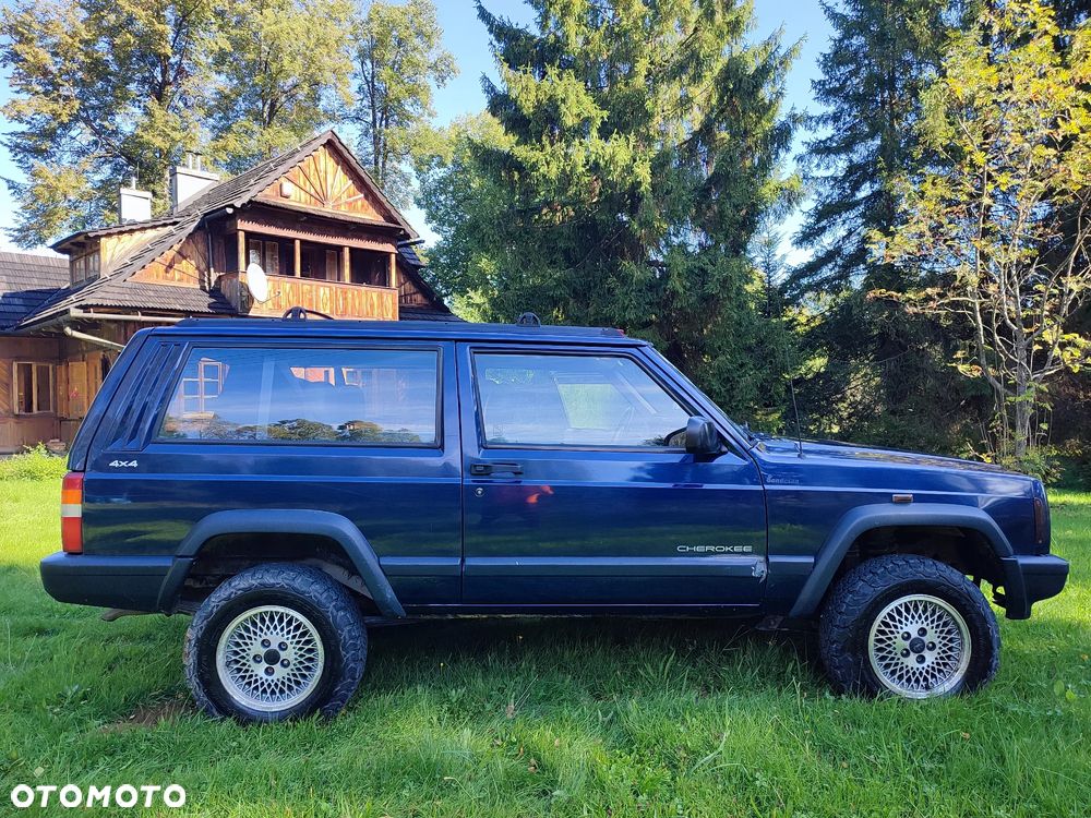 Jeep Cherokee 2.5 TD - 8