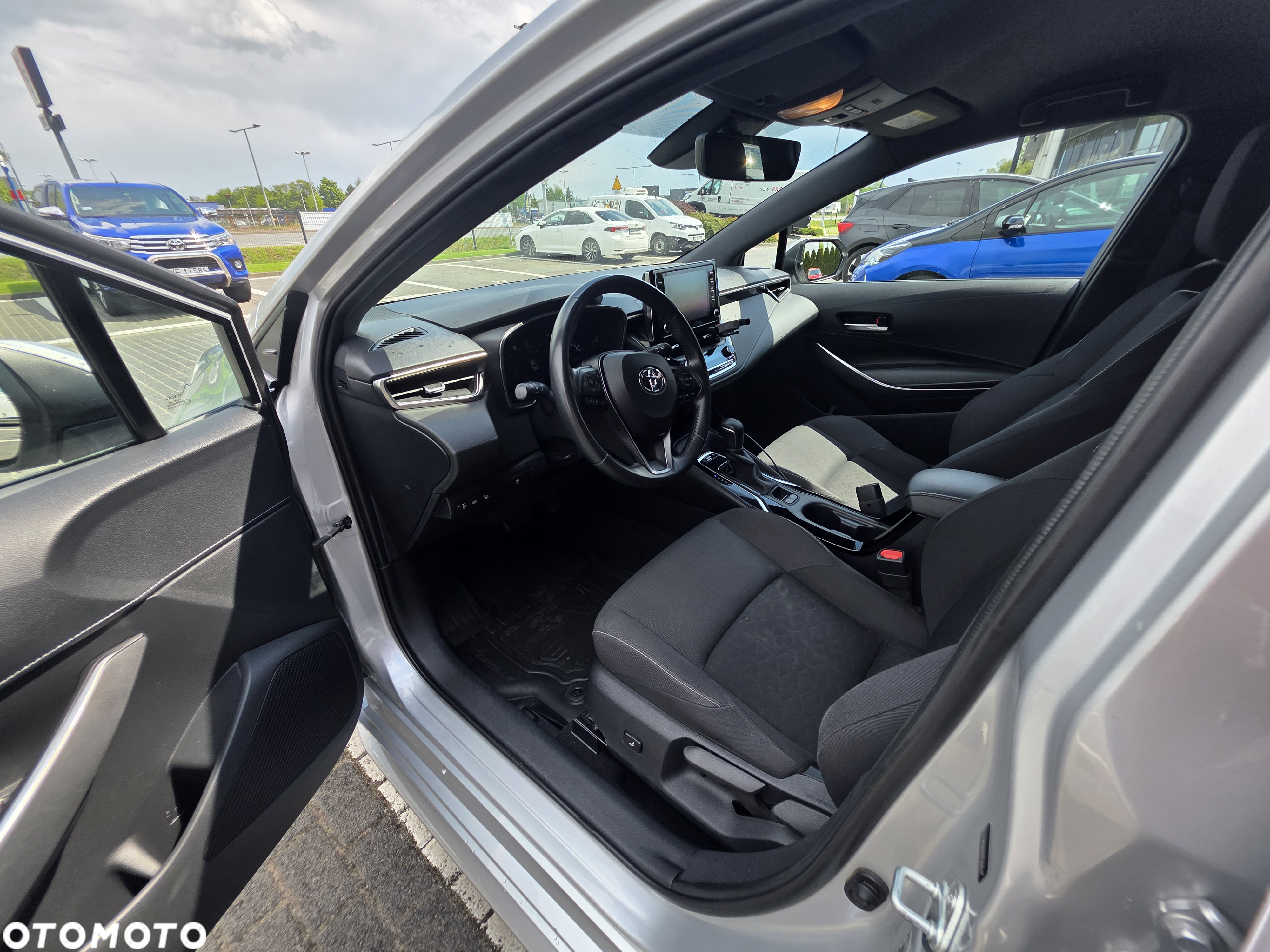 Toyota Corolla 1.8 Hybrid Comfort - 4