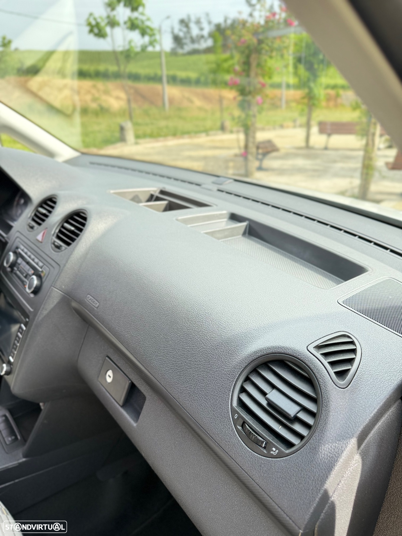 VW Caddy 1.6 TDi Extra AC BlueMotion - 22