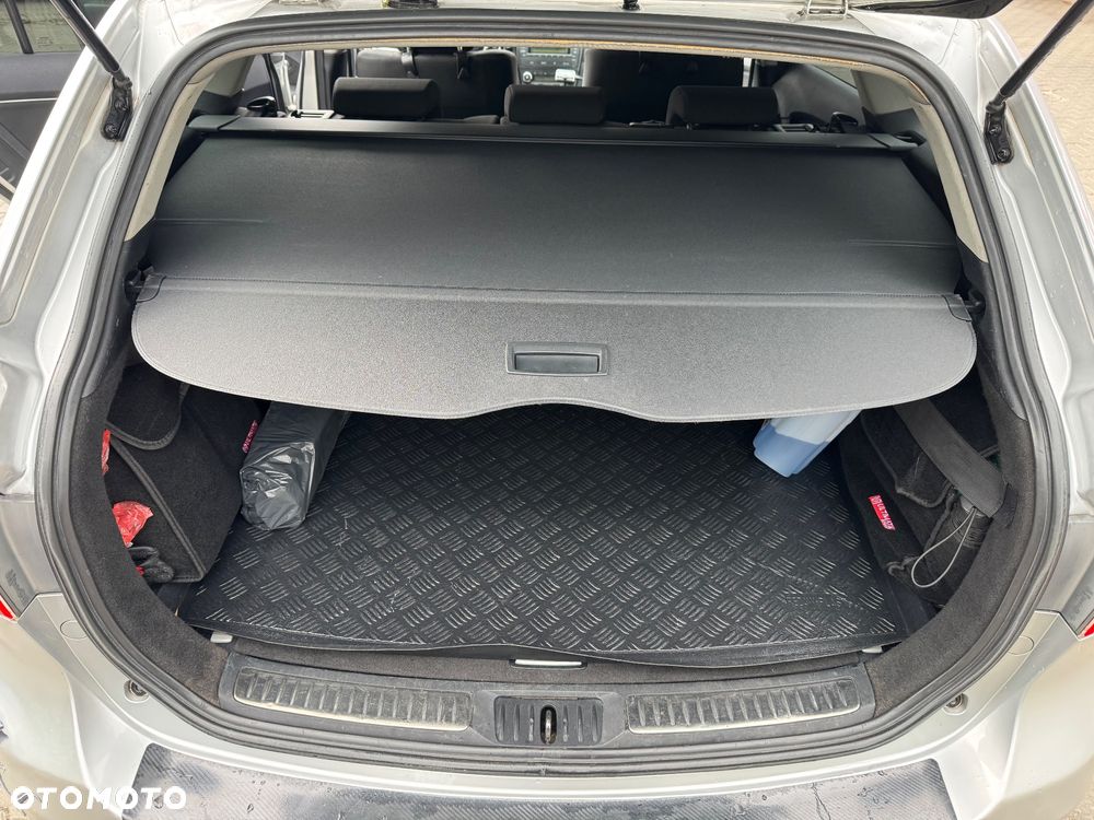 Toyota Avensis 1.8 Luna - 20