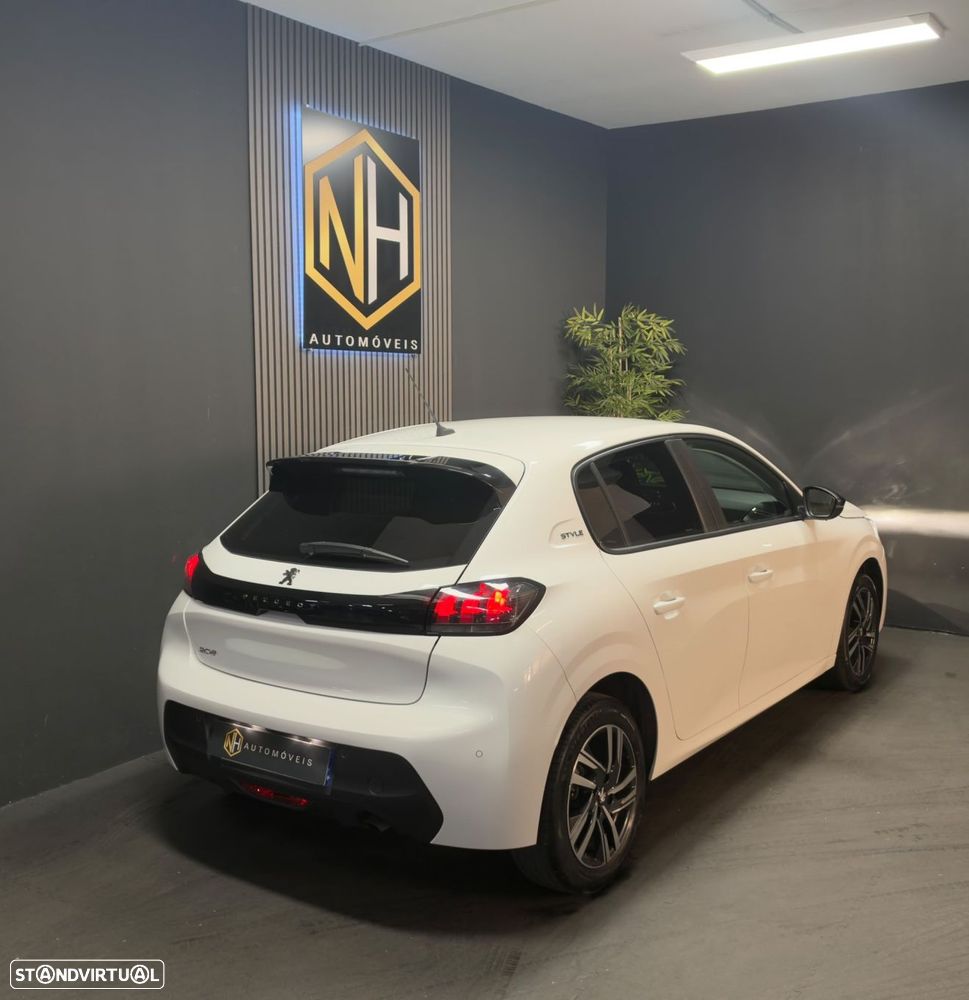 Peugeot 208 2023 photo 4