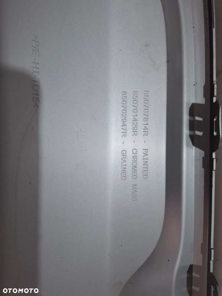 Dokładka zderzaka tył Renault Captur II 2024 rok nr 850707814R - 2