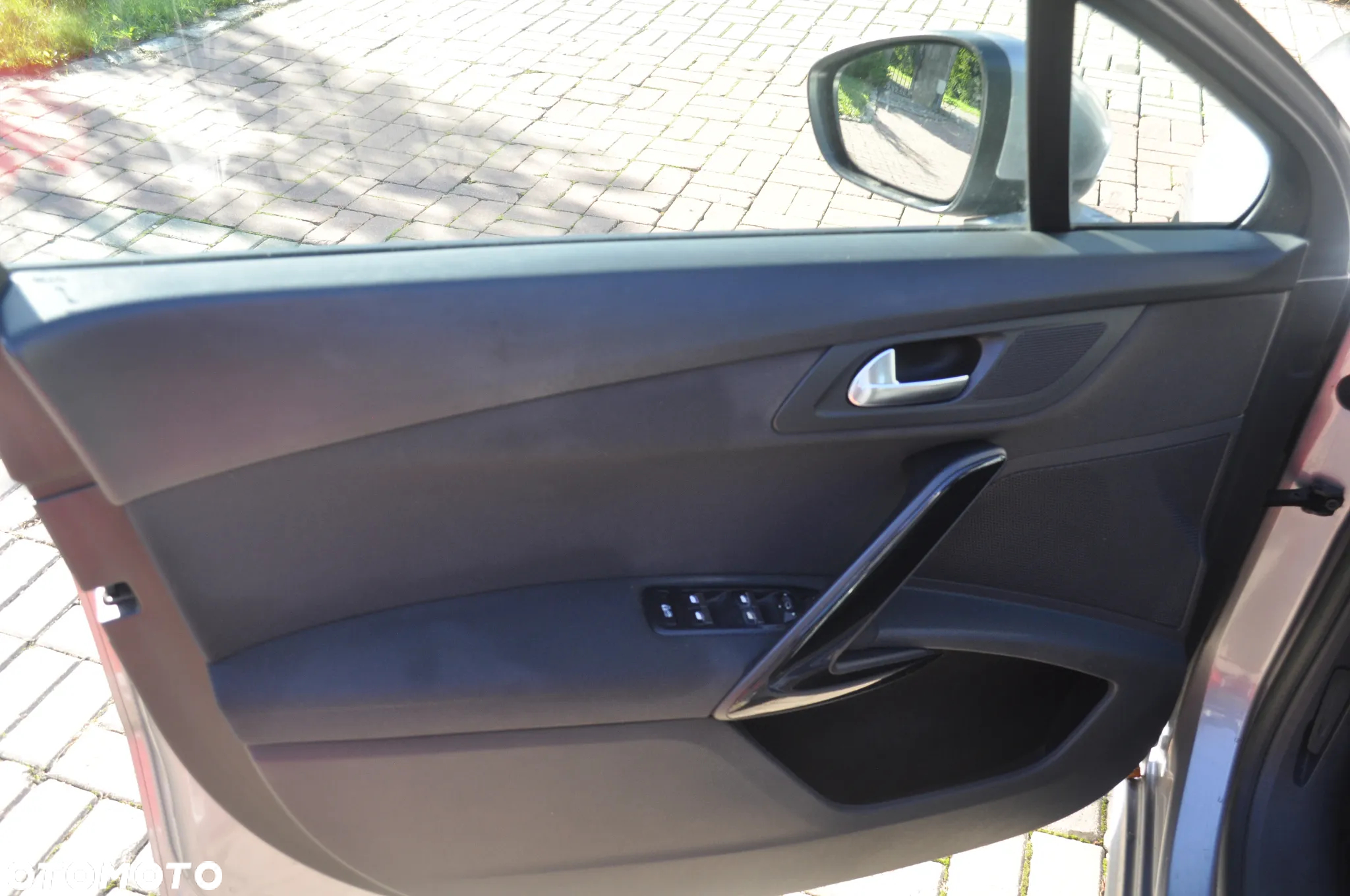 Peugeot 508 1.6 e-THP Allure S&S - 13