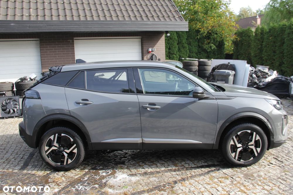Peugeot 2008 Hybrid 145 e-DSC Allure - 2