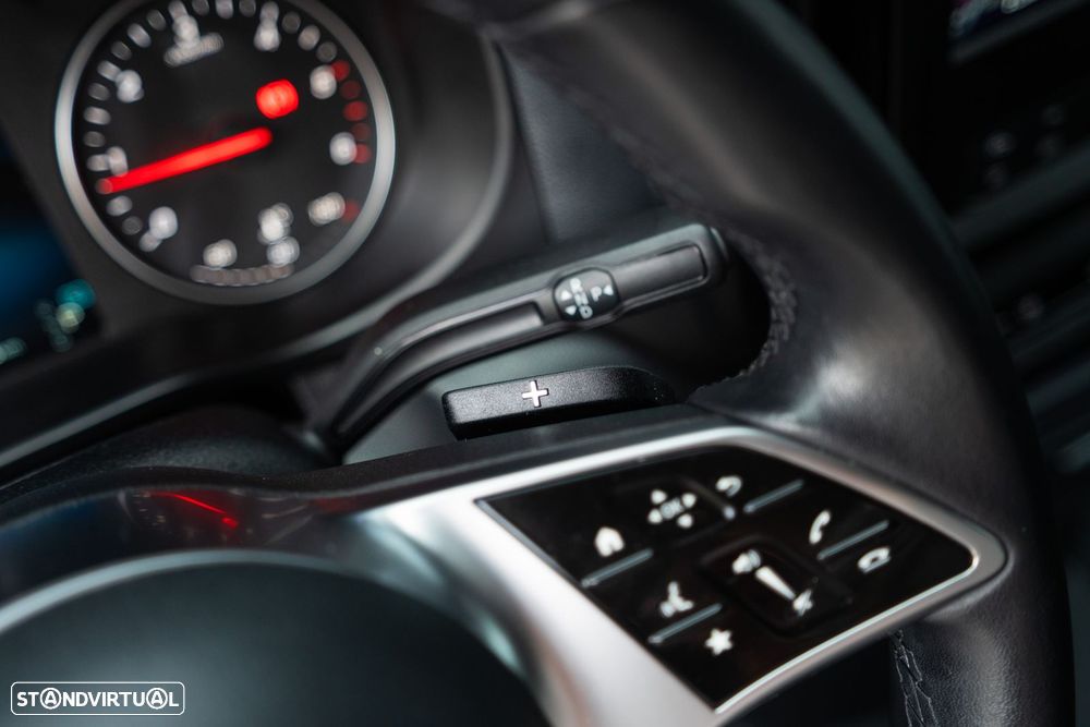Mercedes-Benz Vito Misto Extra-Longa Aut. PRO - 19