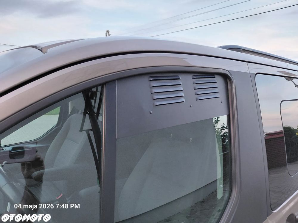 Ford Tourneo Custom 2.0 EcoBlue L2 Titanium - 16