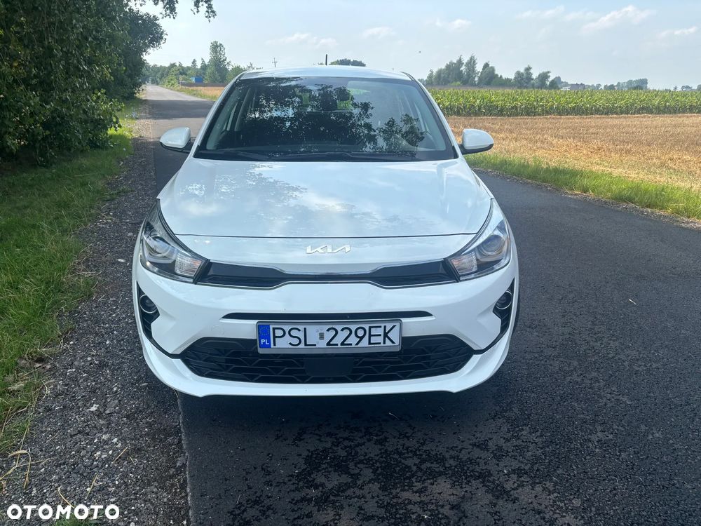 Kia Rio - 8