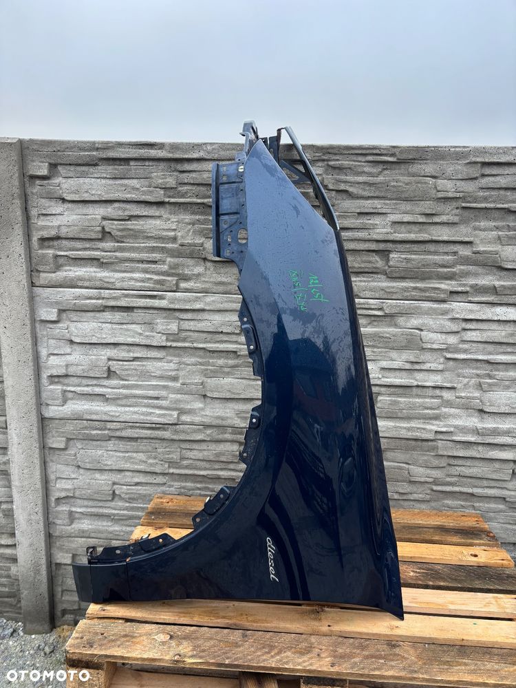 Porsche Cayenne 7P5 10-15 Błotnik przedni lewy - 1