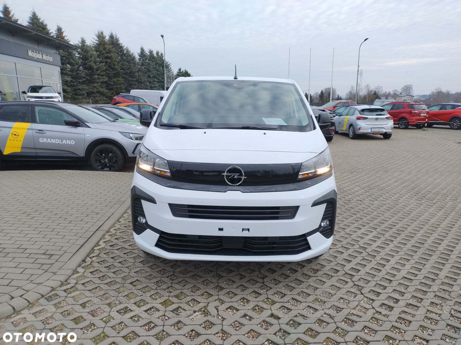 Opel vivaro Nowy Vivaro Furgon Long 2.0d 144 KM MT6 - 1