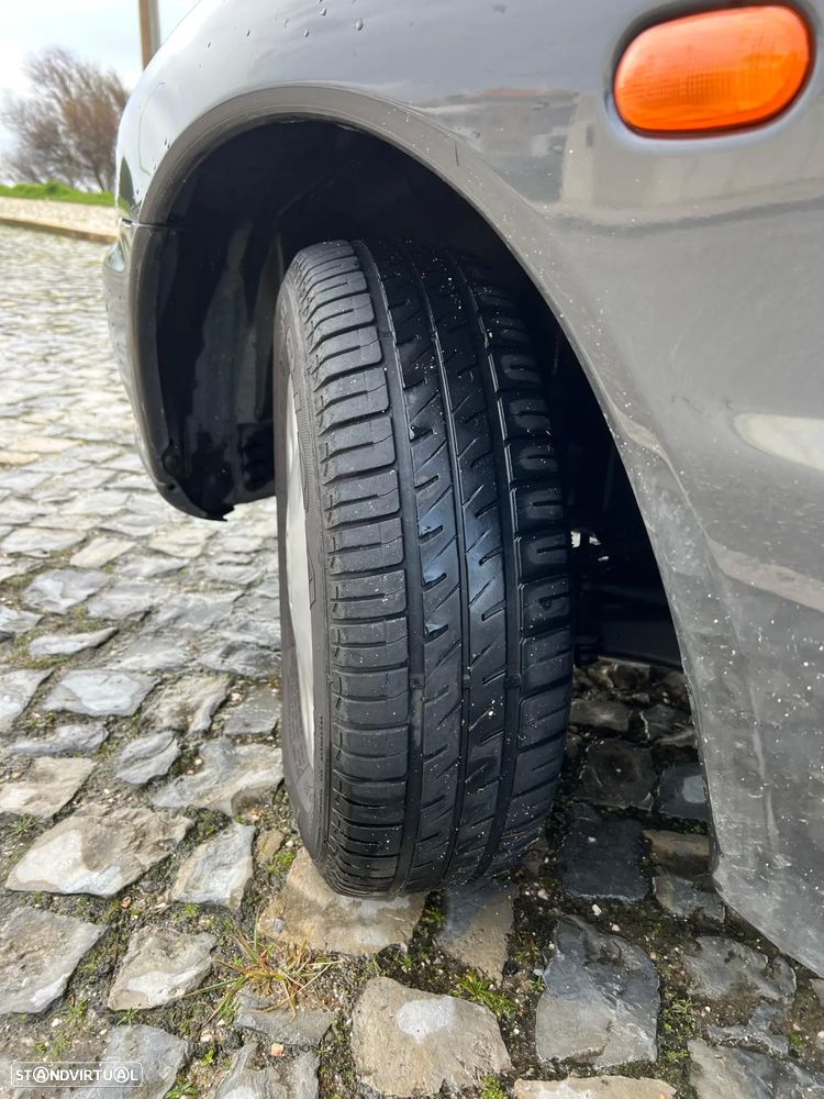 Mitsubishi Lancer 1300 GLXi - 46