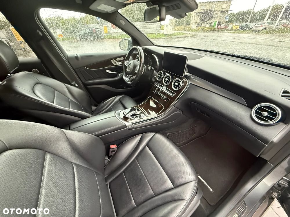 Mercedes-Benz GLC - 9