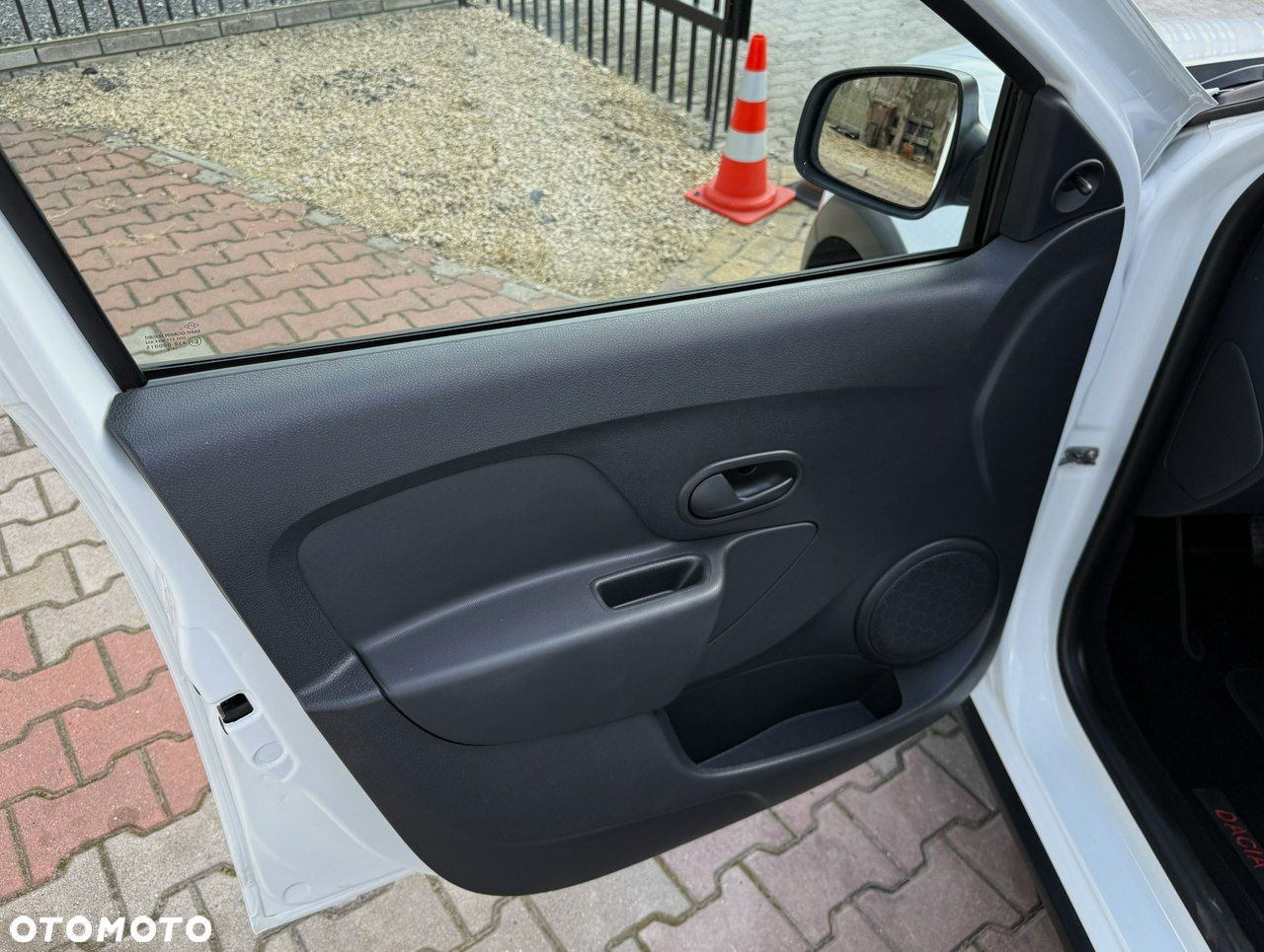 Dacia Sandero Stepway 0.9 TCe Outdoor S&S - 17