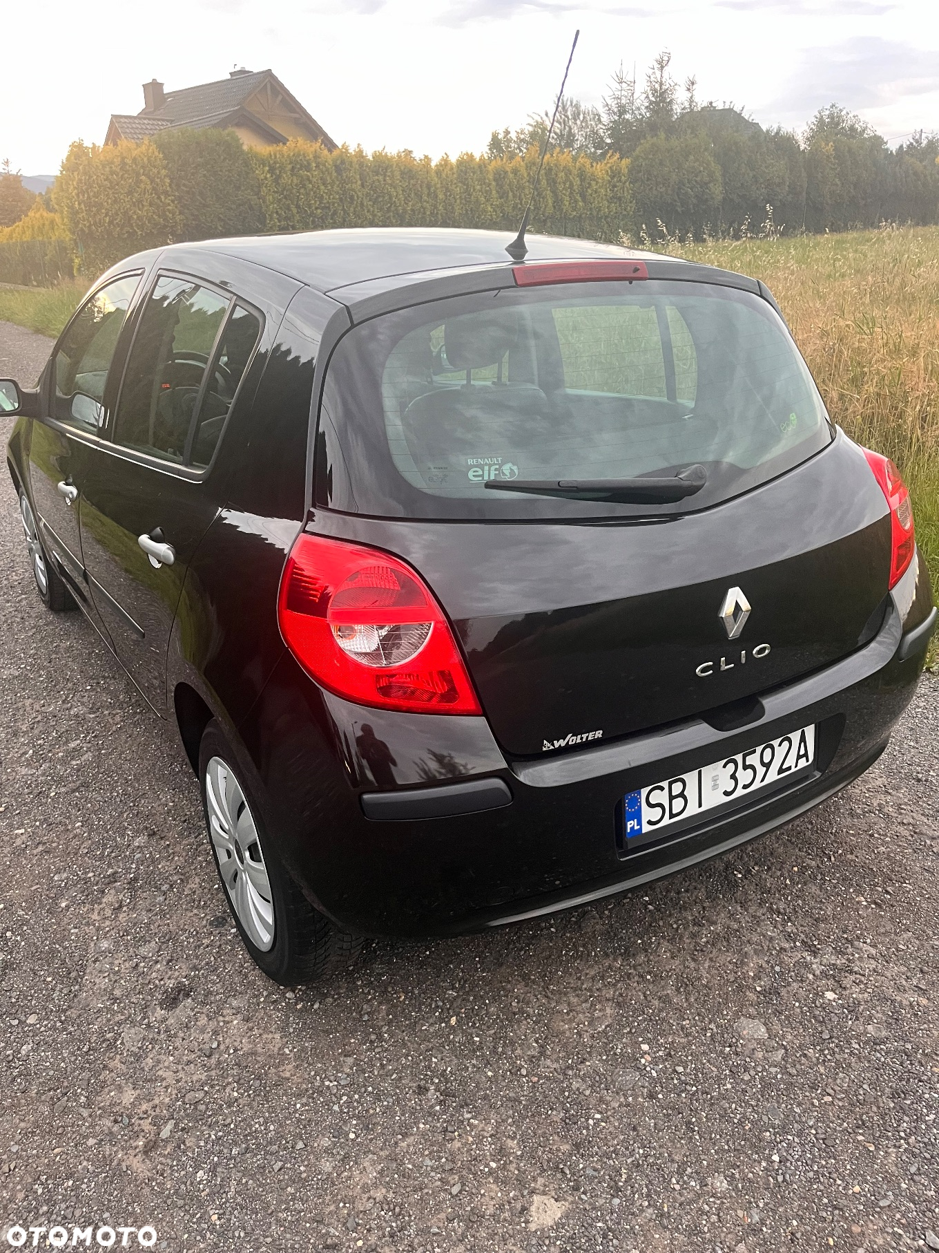 Renault Clio 1.2 16V Alize - 2
