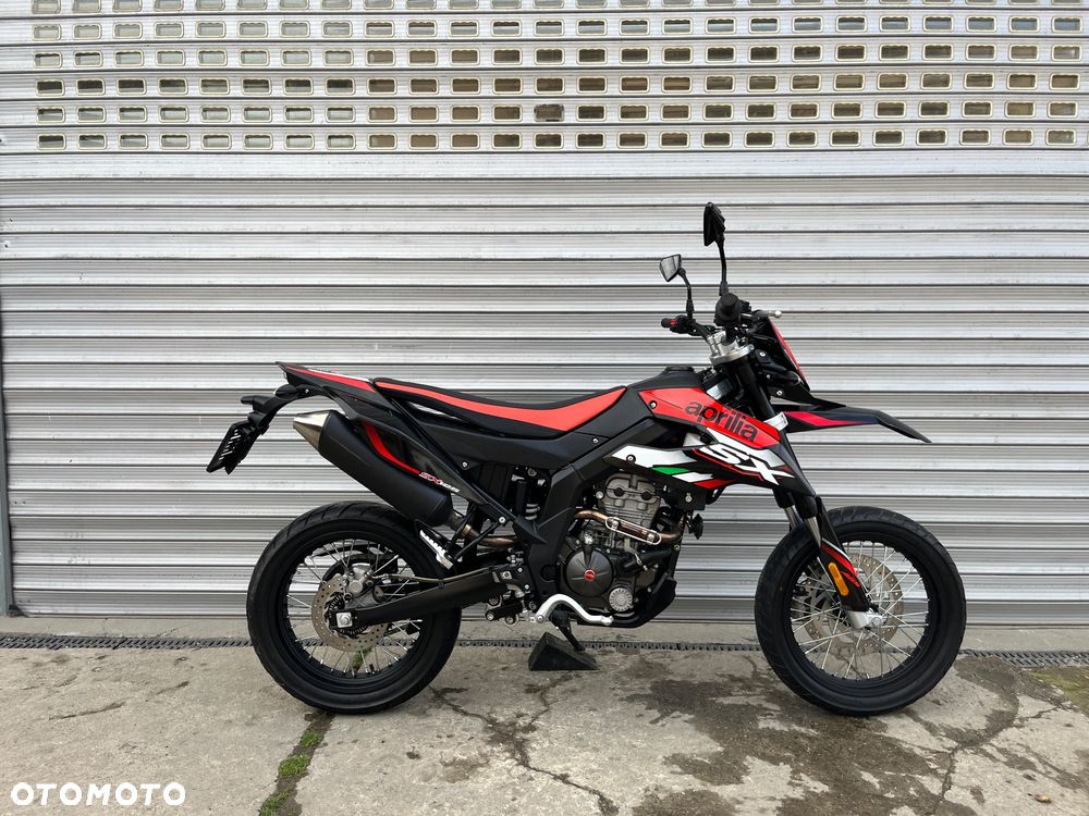 Aprilia SX - 16