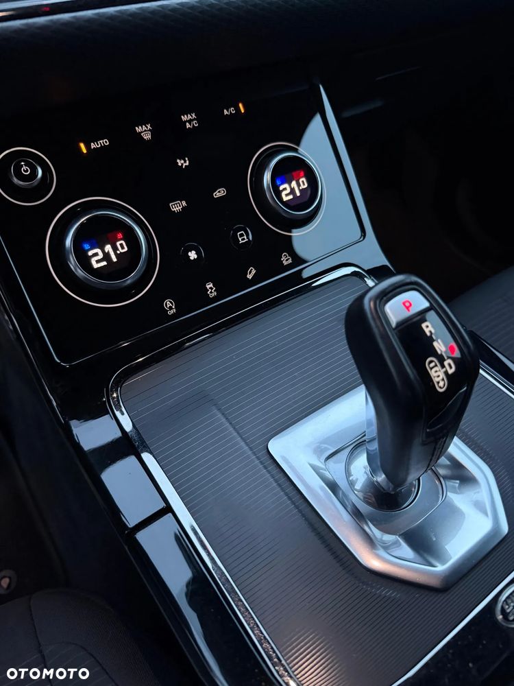 Land Rover Range Rover Evoque D150 R-Dynamic SE - 14