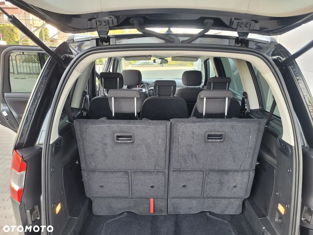 Ford Galaxy 2.0 TDCi DPF Business Edition - 15