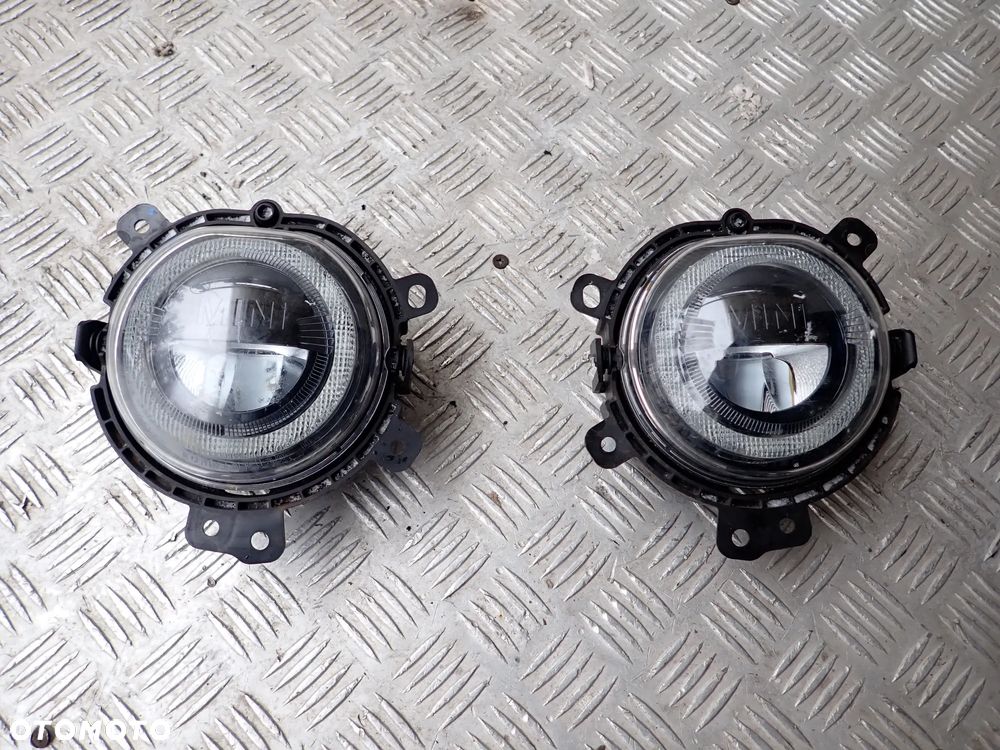 HALOGEN LEWY/ PRAWY PRZÓD MINI COOPER  6317-7497 76706 / 6317-7497 76806 - 1