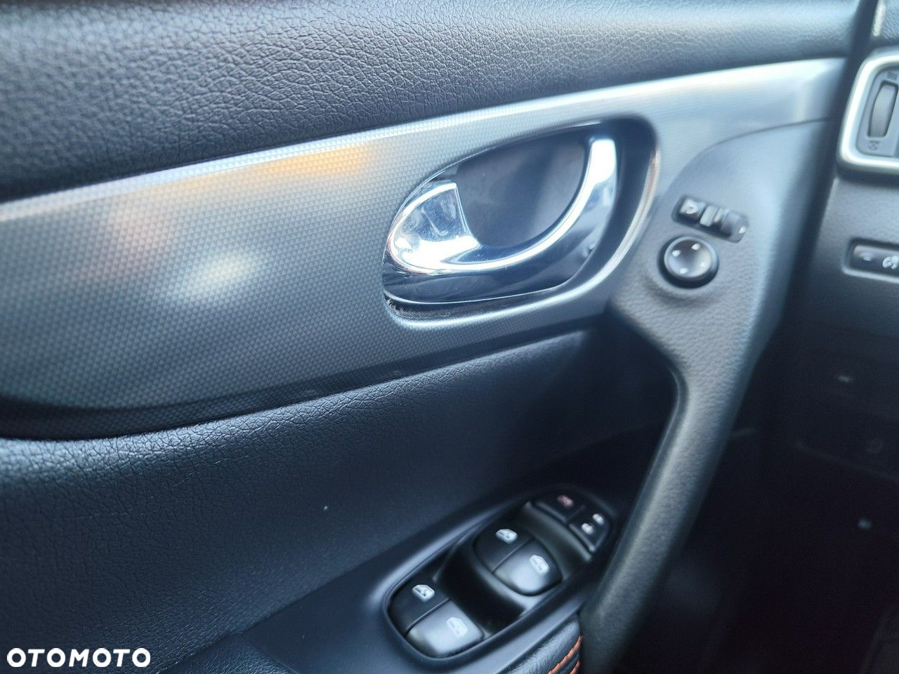Nissan Qashqai - 15
