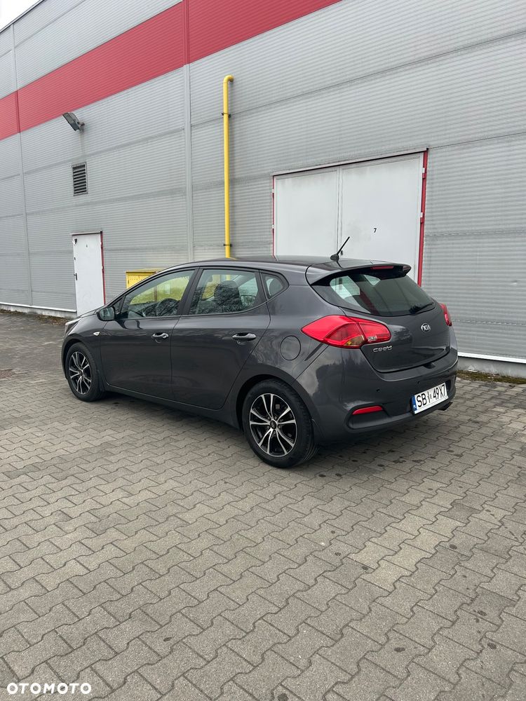 Kia Ceed - 17