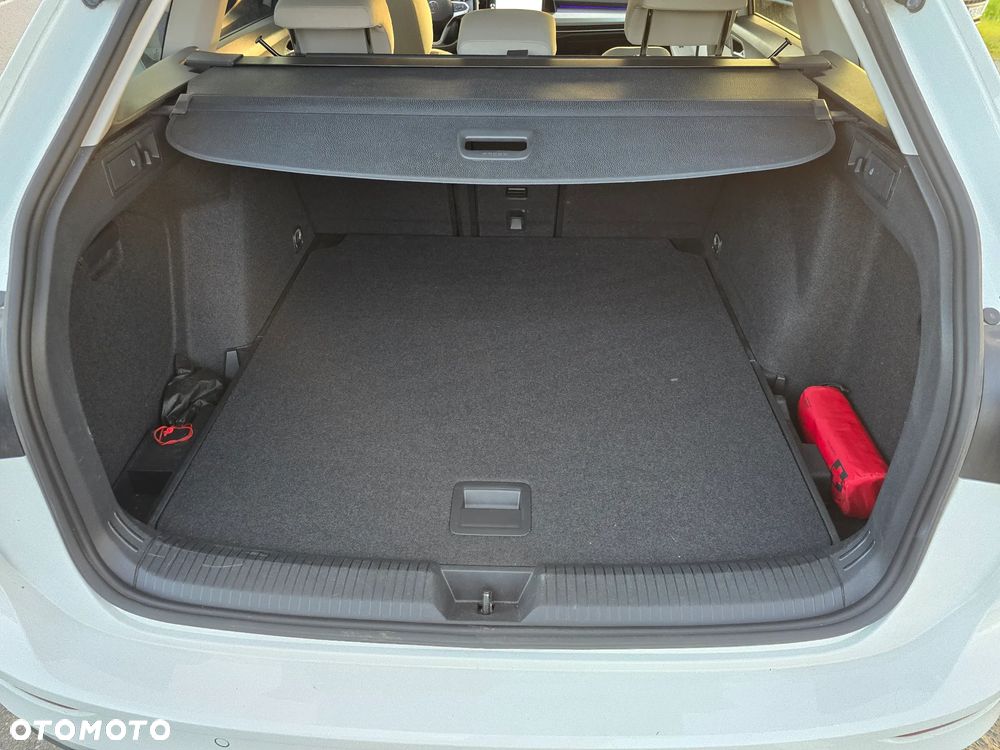 Volkswagen Golf - 26