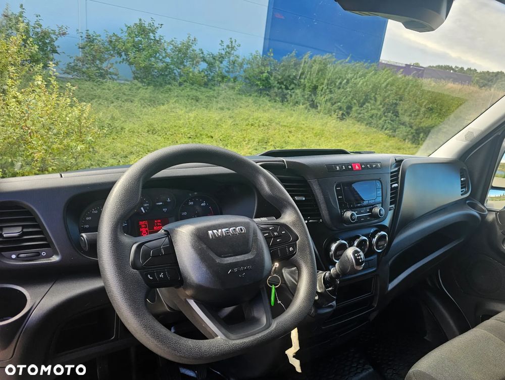 Iveco DAILY - 7