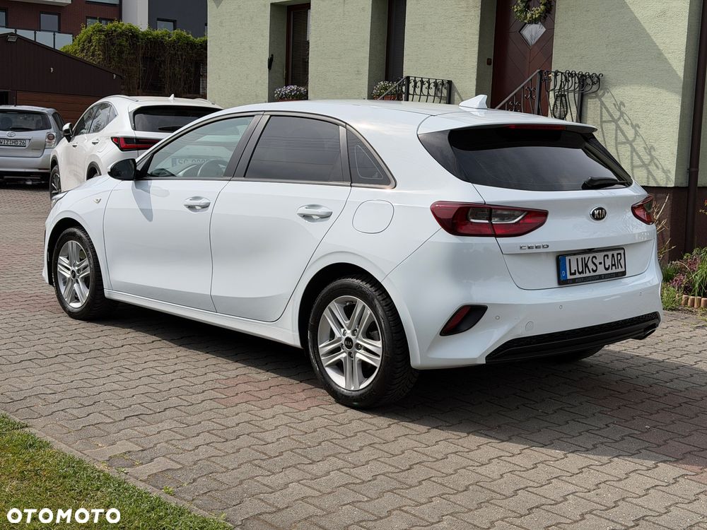Kia Ceed 1.4 L Business Line Plus - 3