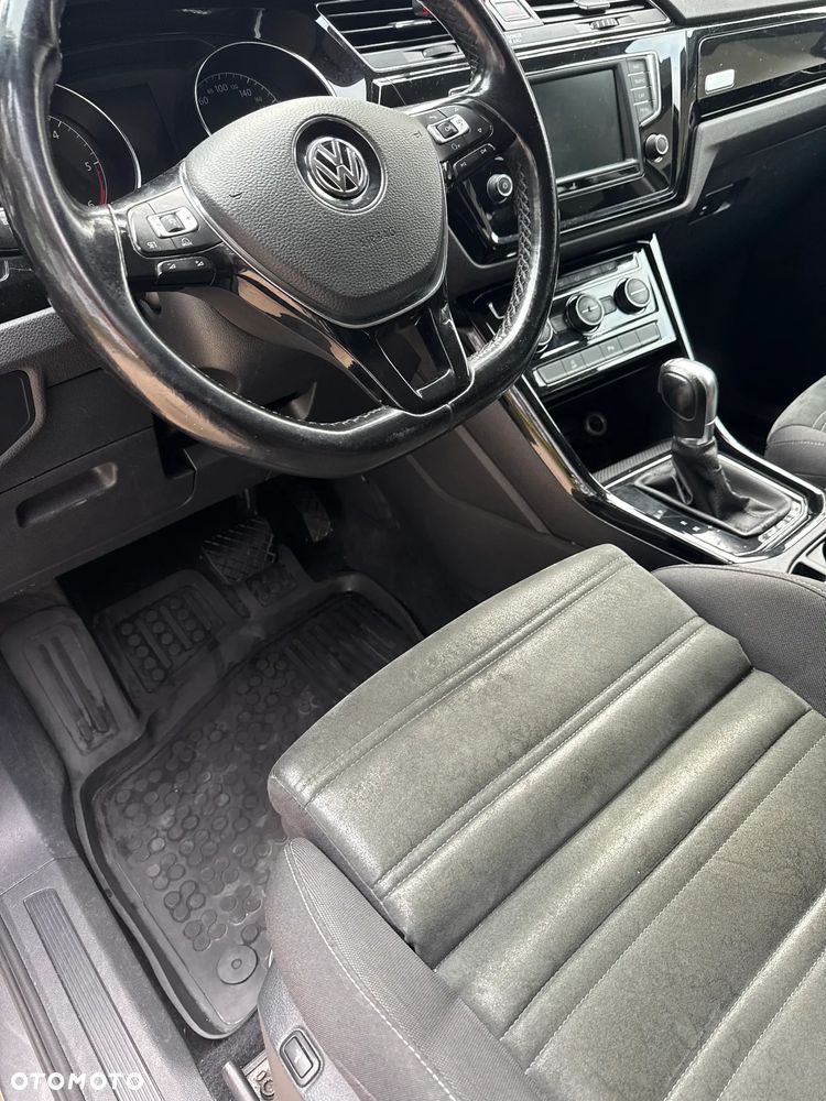 Volkswagen Touran 2.0 TDI BMT Highline DSG - 7