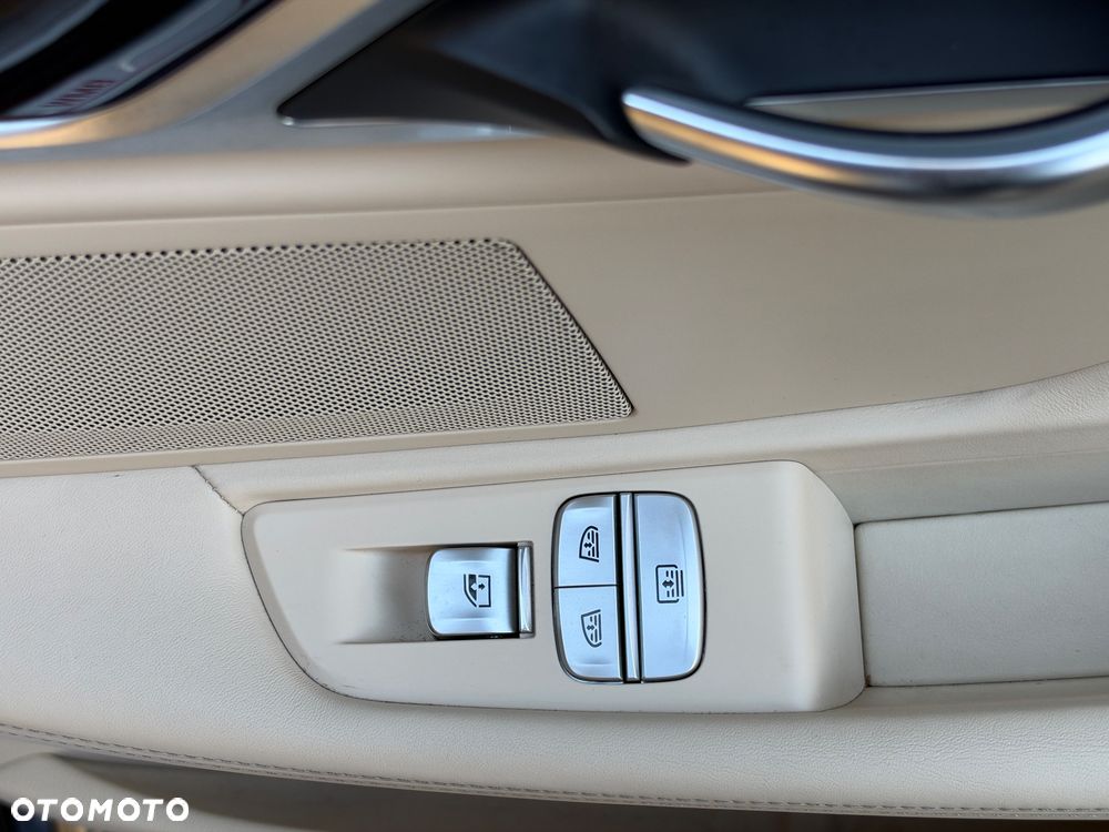 BMW Seria 7 750i xDrive - 21