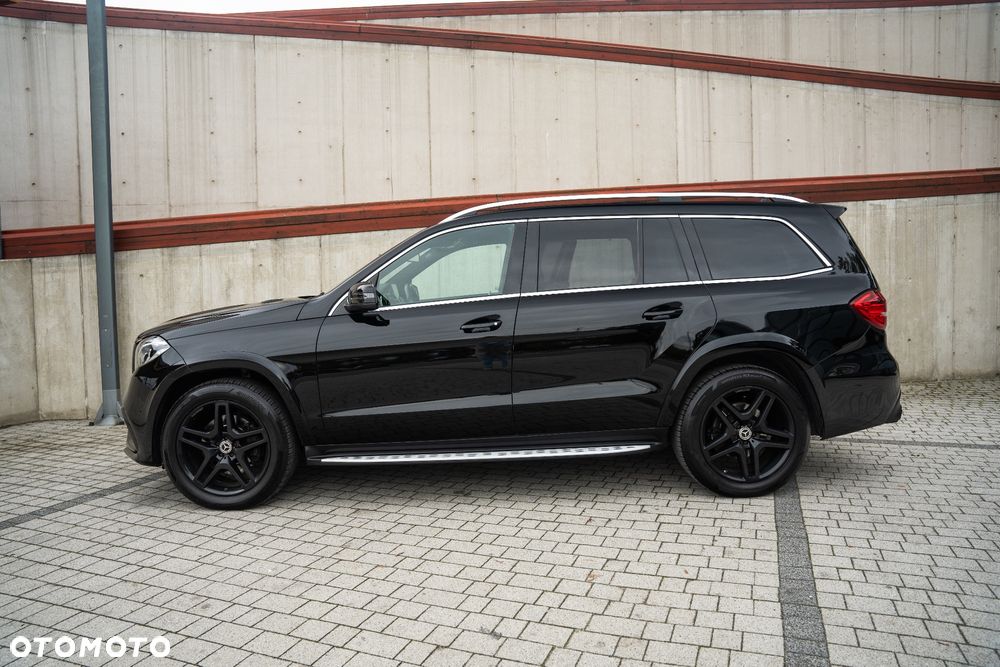 Mercedes-Benz GLS - 30