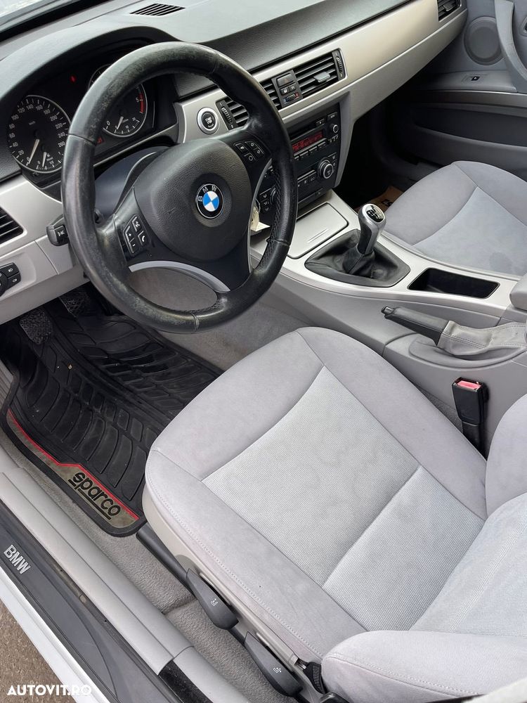 BMW Seria 3 320d DPF - 10