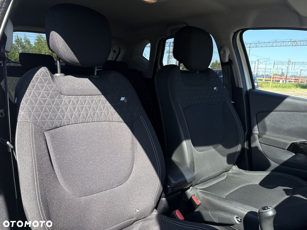 Renault Captur - 14