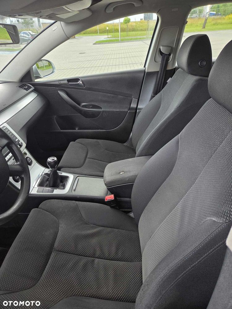 Volkswagen Passat Variant - 8
