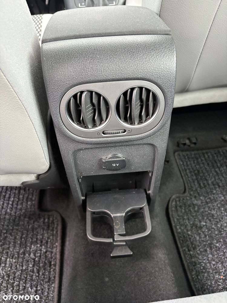 Volkswagen Tiguan - 18