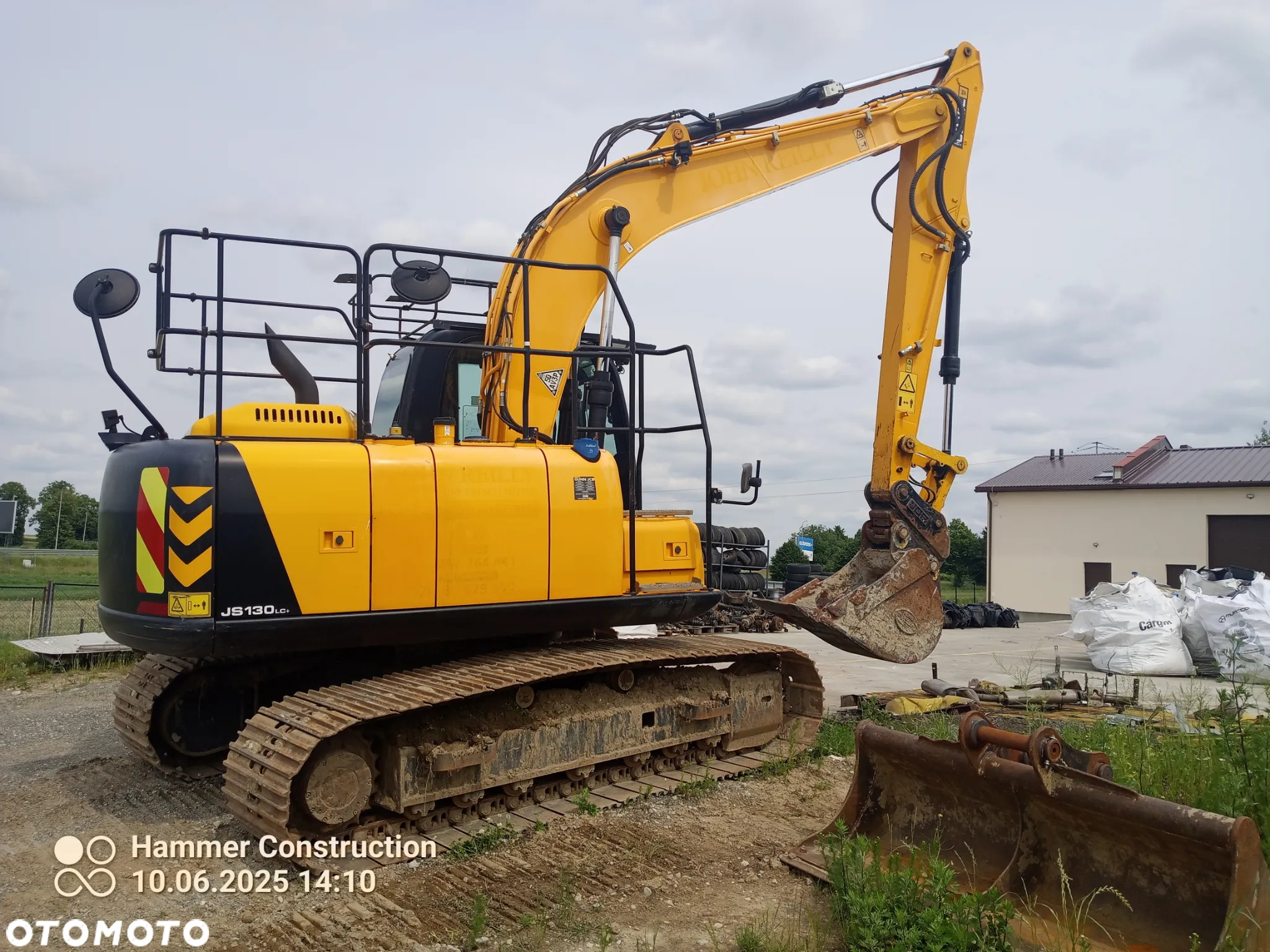 JCB JS130LC PLUS - 2