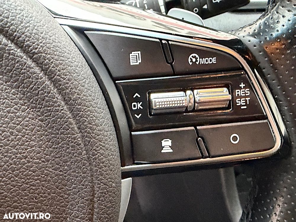 Kia Sportage 1.6 T-GDI 7DCT 4x4 GT Line - 13