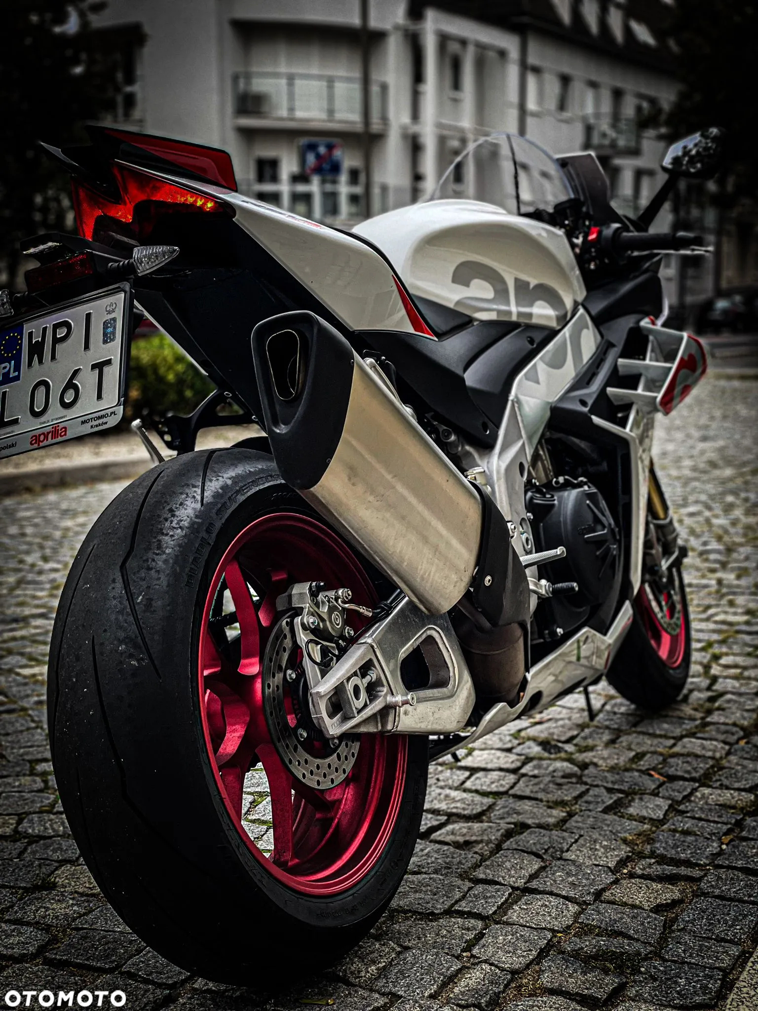 Aprilia RSV - 13