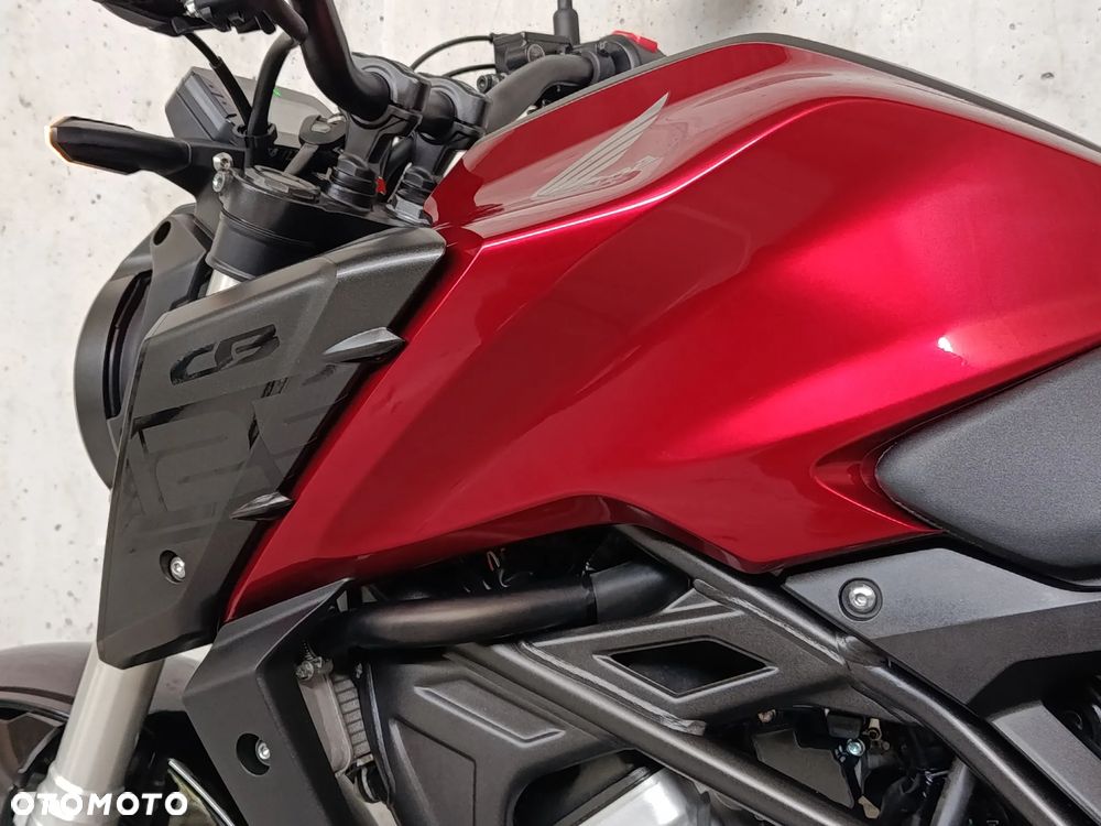 Honda CB - 17