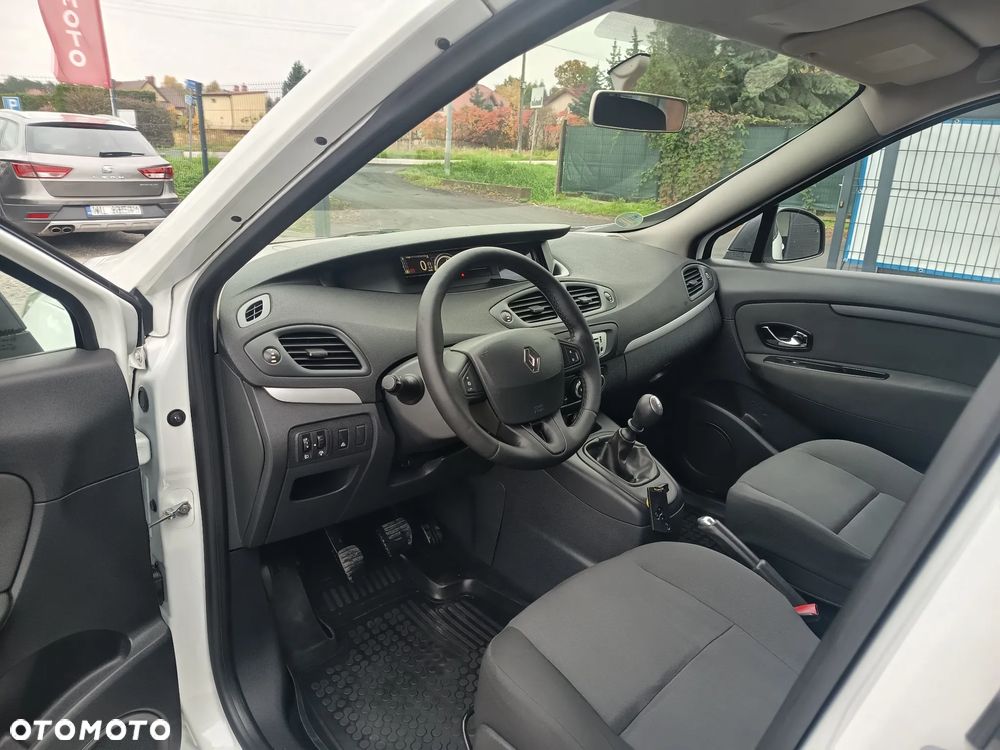 Renault Scenic 1.6 16V 110 TomTom Edition - 14
