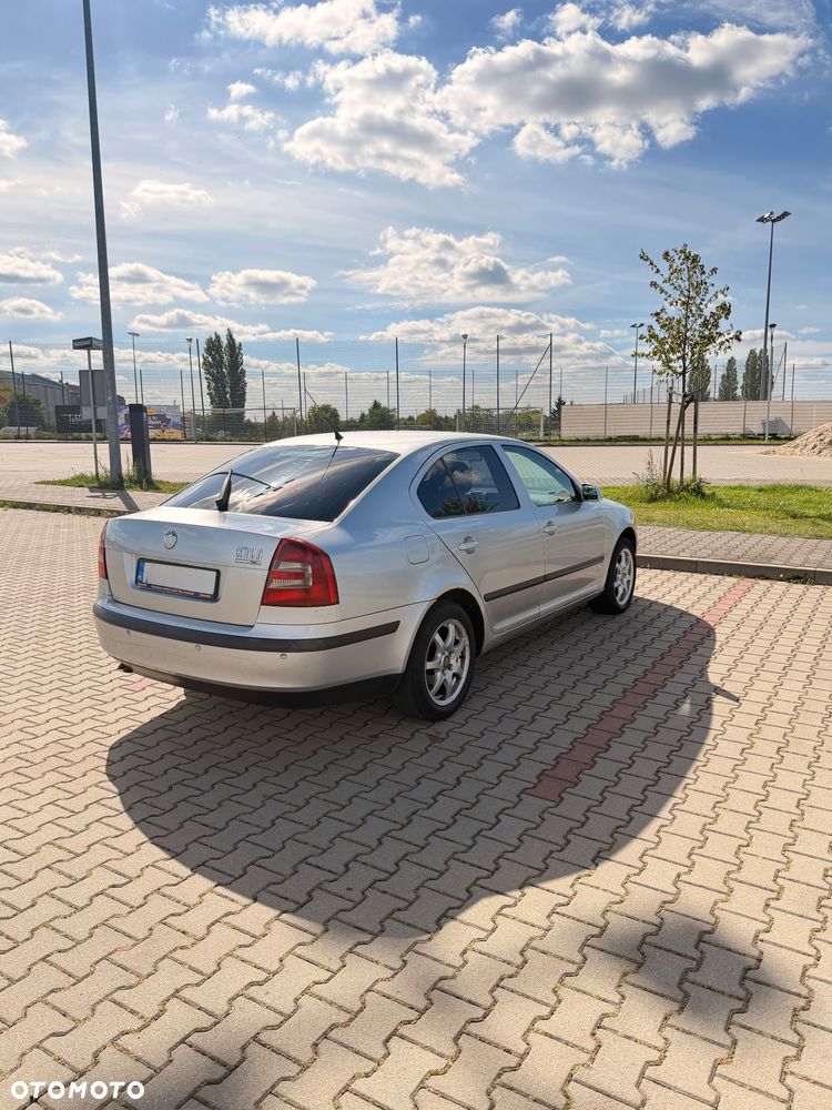 Skoda Octavia 2.0 TDI Ambiente - 4