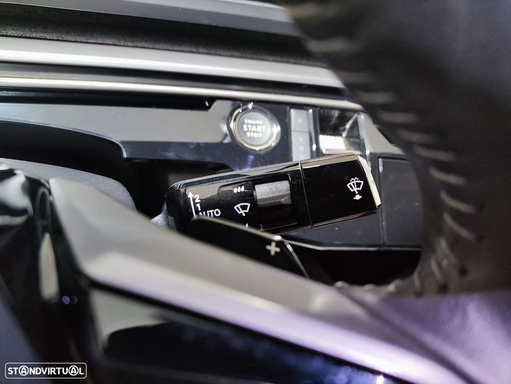 Peugeot 3008 1.2 Hybrid Allure e-DCS6 - 13