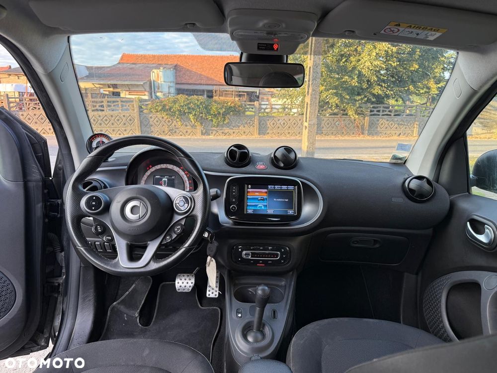 Smart Fortwo EQ - 19