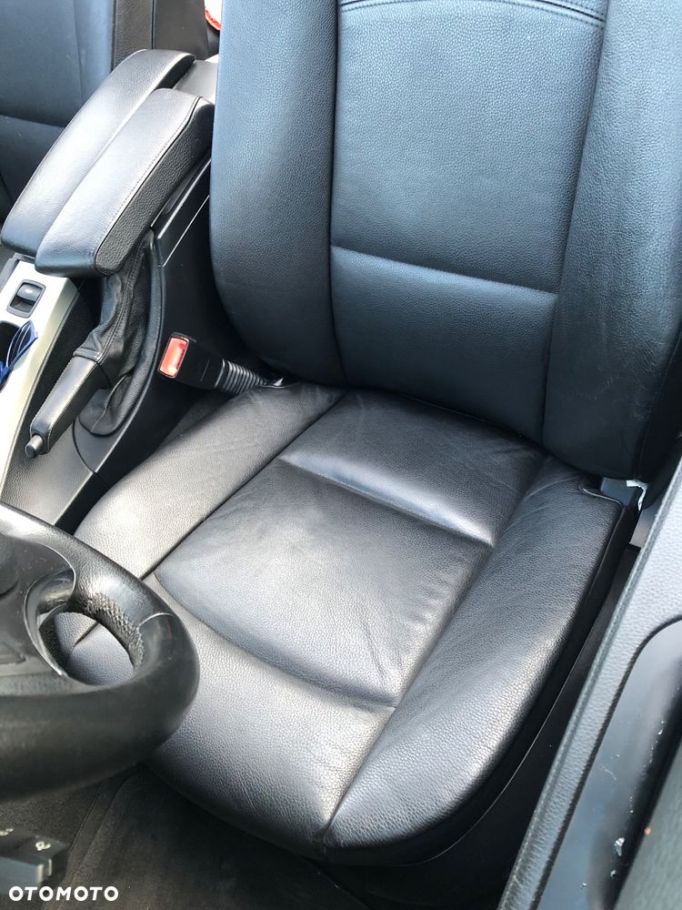 BMW Seria 3 320i - 5