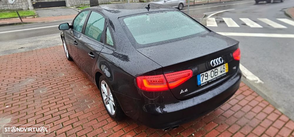 Audi A4 2.0 TDI Business Line Sport - 22