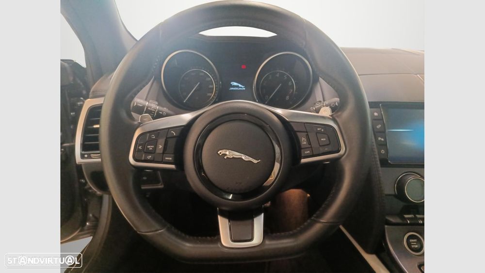 Jaguar F-Type 2.0 i4 R-Dynamic - 11