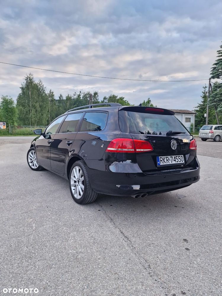Volkswagen Passat 2.0 TDI Comfortline DSG - 5