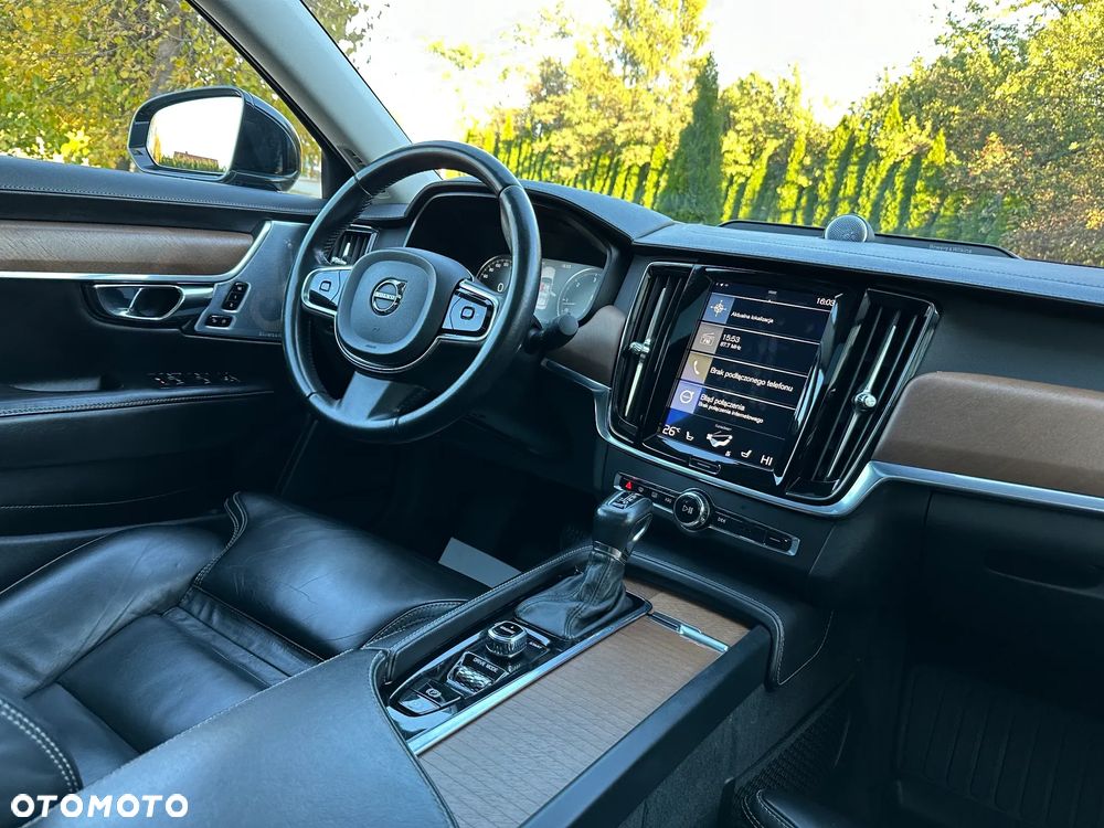 Volvo S90 - 4