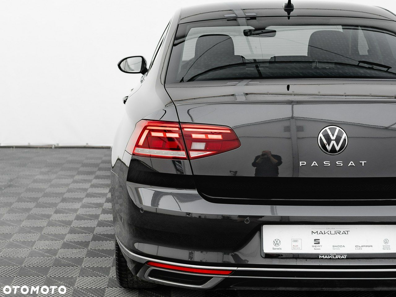 Volkswagen Passat 2.0 TDI Elegance DSG - 12