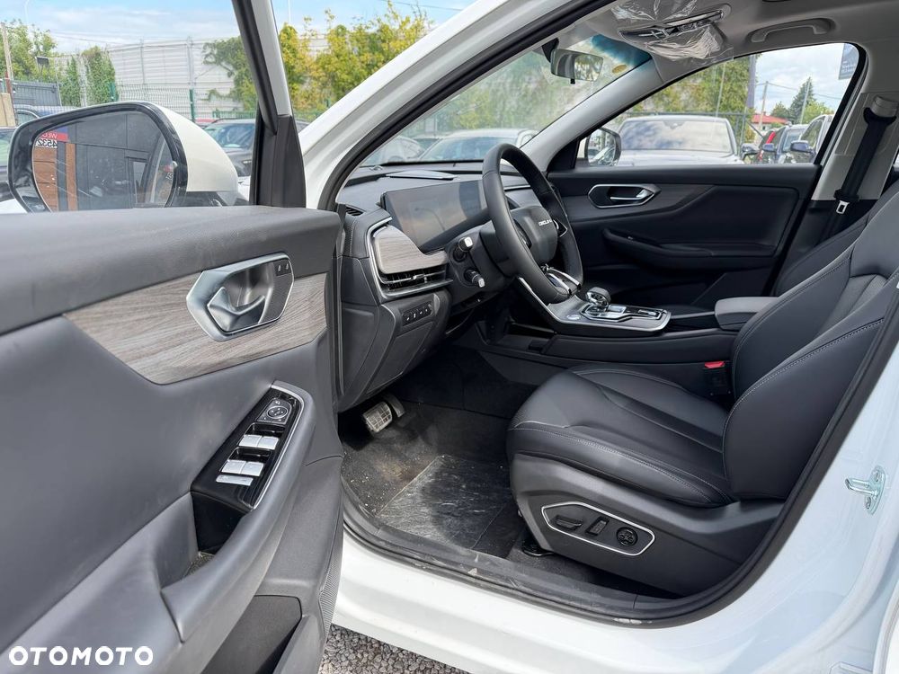 BAIC X7 - 8